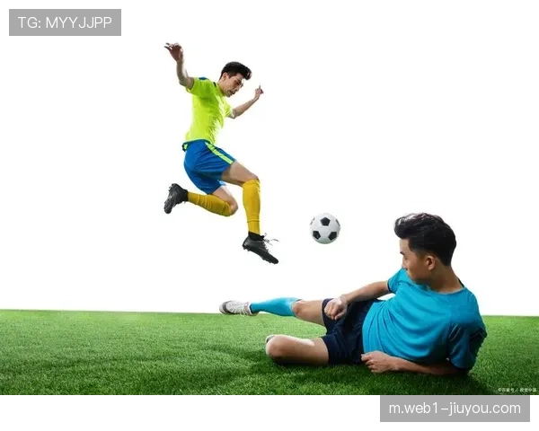 传统传控足球面临挑战 高位逼抢与快速转换成主流