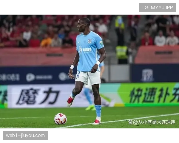 大连英博马马杜致命冒顶失误 拉唐后点推射扩大比分 大连英博马马杜致命冒顶失误 拉唐后点推射扩大比分